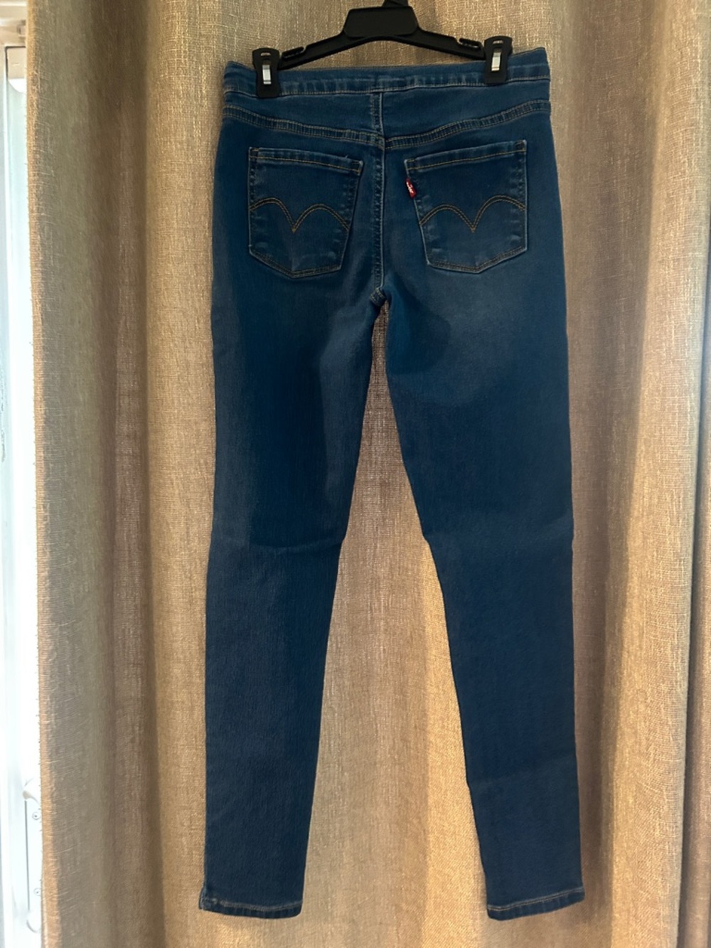 Levi's Women's Deep Blue Skinny Jeans with Signature Back Pockets